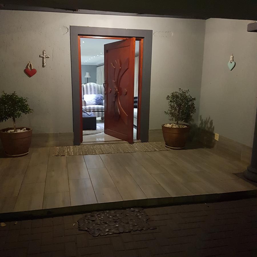 Dinaledi House Hotel Bela-Bela Bagian luar foto