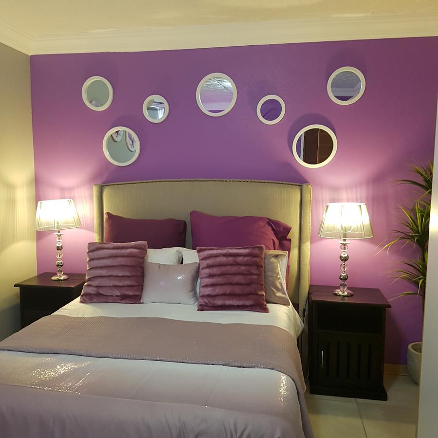 Dinaledi House Hotel Bela-Bela Bagian luar foto